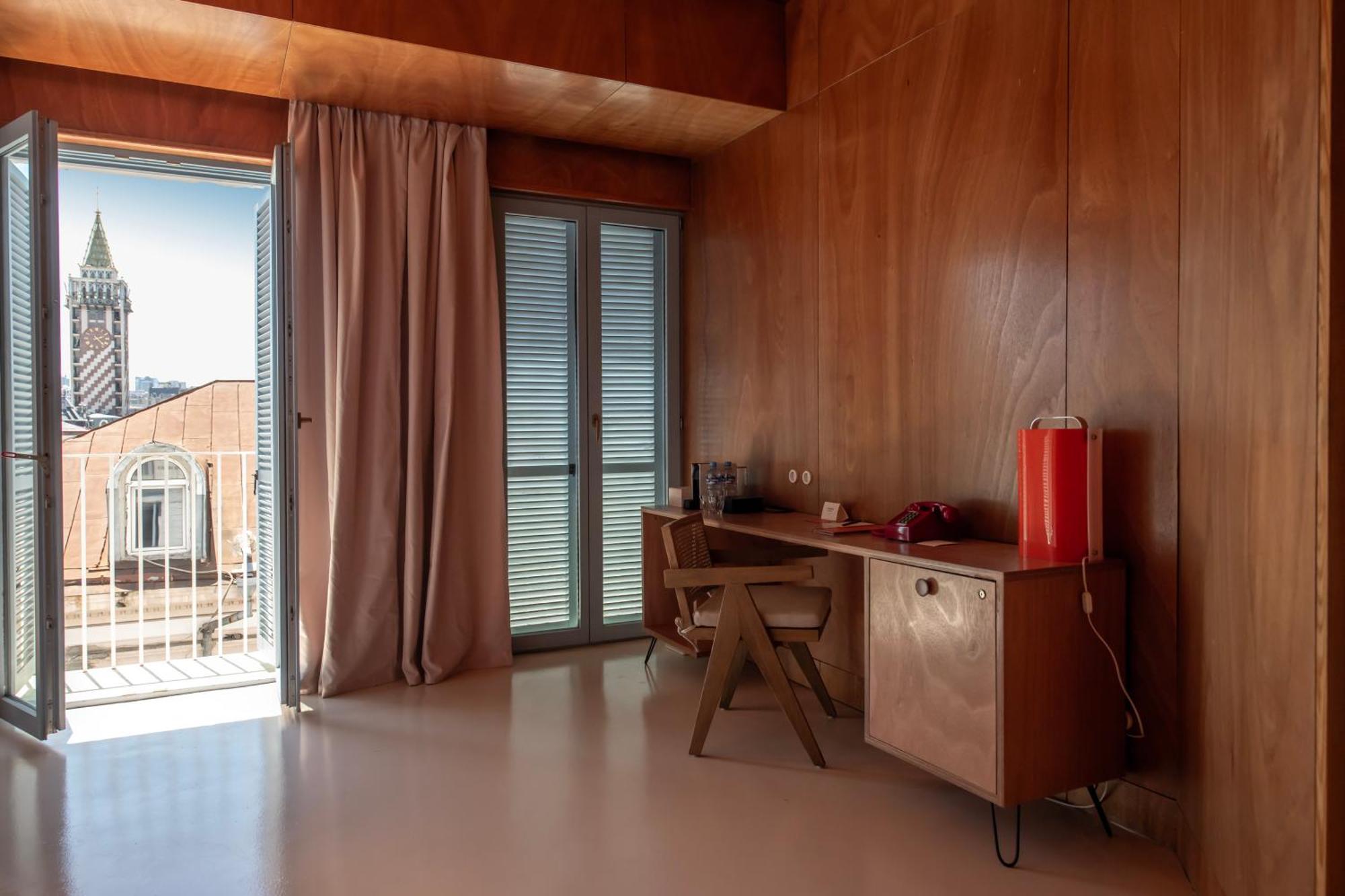 Rooms Hotel Батуми Экстерьер фото
